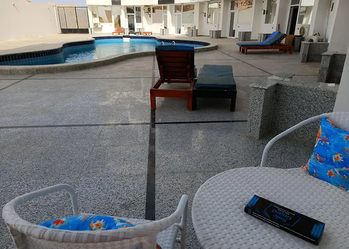 Apartment Pool View With Terrace *