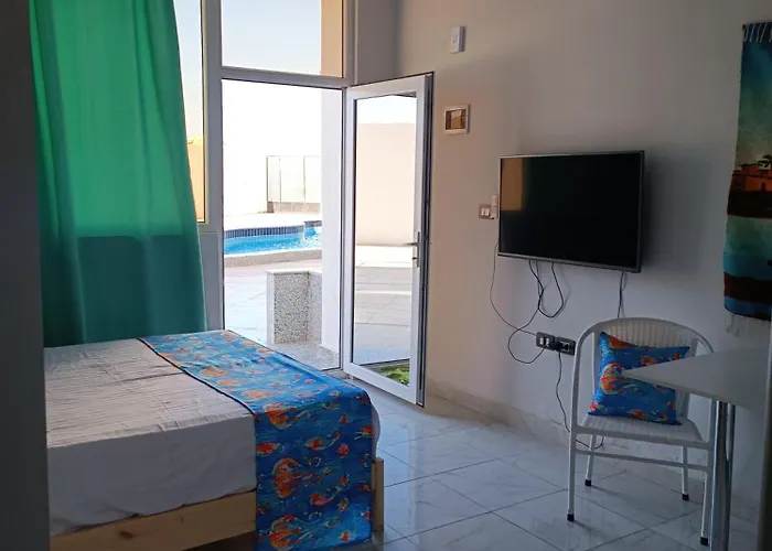 Pool View With Terrace Apartment Hurghada